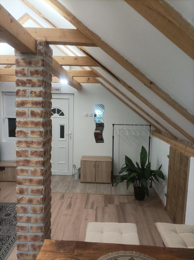 Apartmani Marija Zemun Zemun Polje Buitenkant foto