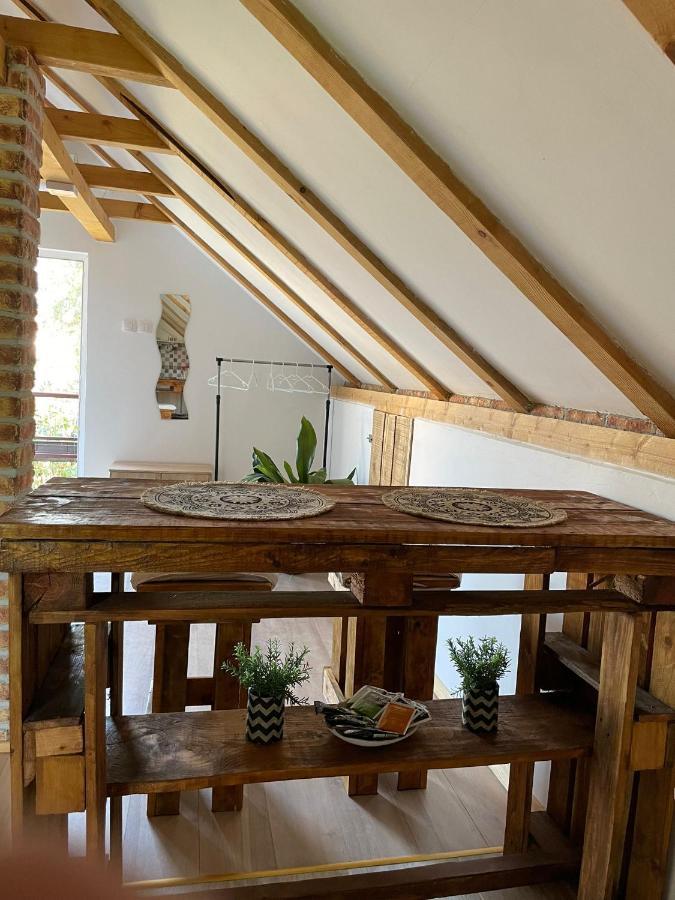 Apartmani Marija Zemun Zemun Polje Buitenkant foto
